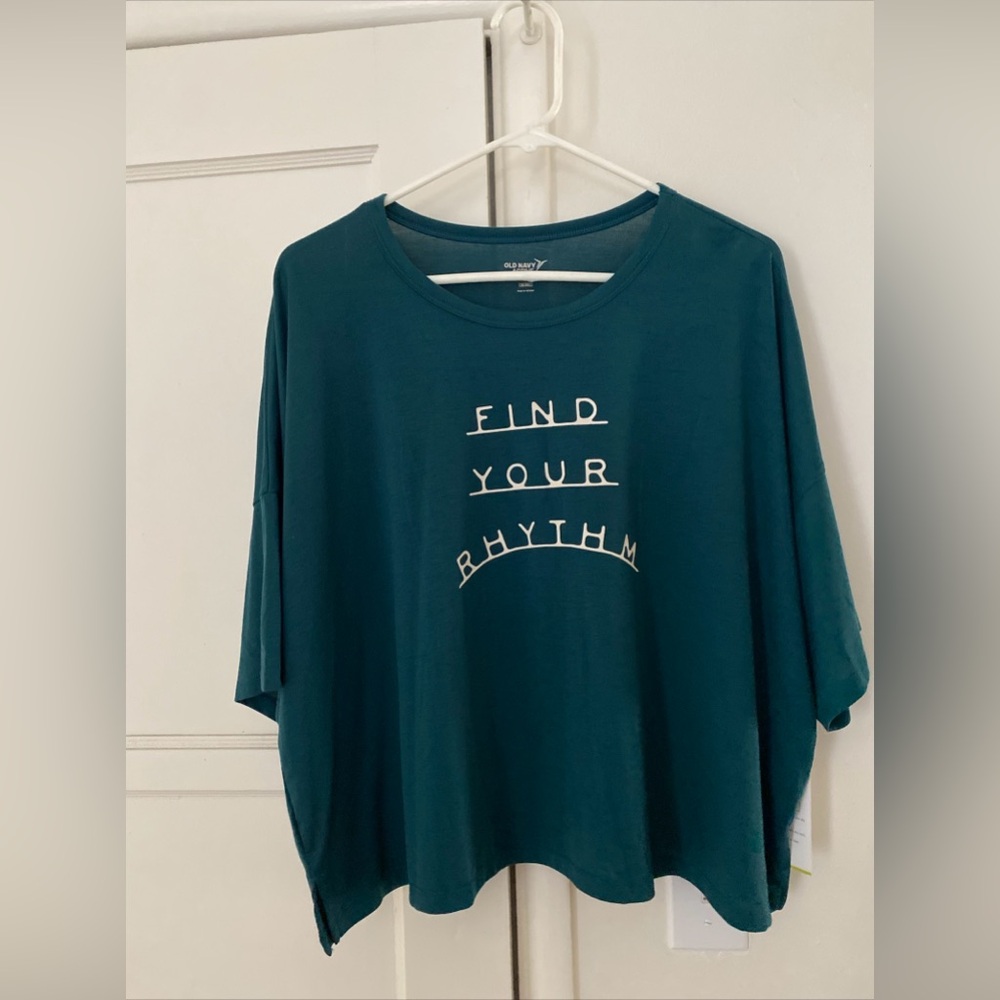 Old Navy Find Your Rhythm cropped tee